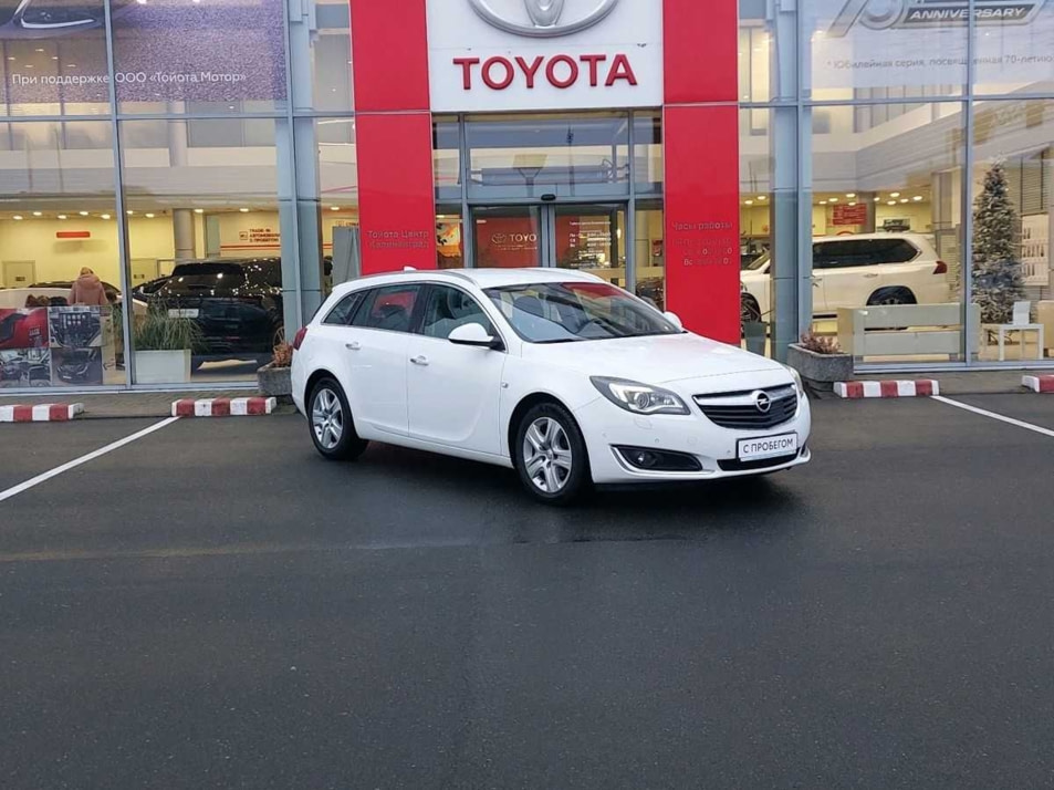 Автомобиль с пробегом Opel Insignia в городе Калининград ДЦ - Тойота Центр Калининград