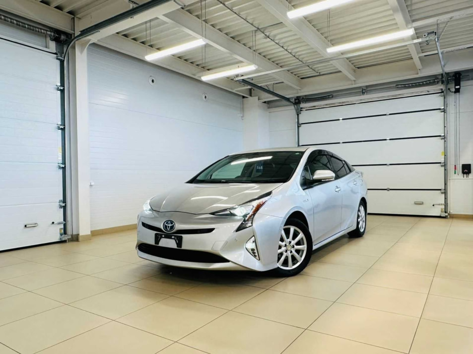 Автомобиль с пробегом Toyota Prius в городе Абакан ДЦ - Планета Авто