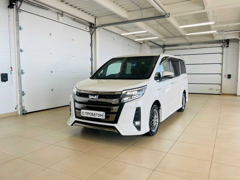 Автомобиль с пробегом Toyota Noah в городе Абакан ДЦ - Планета Авто