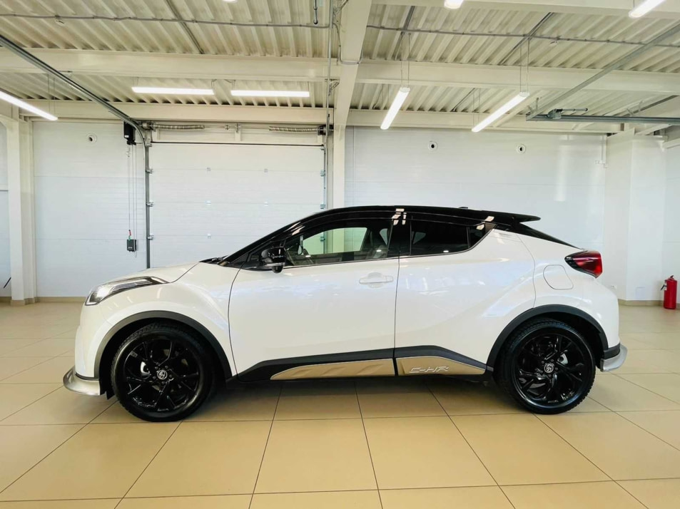 Автомобиль с пробегом Toyota C-HR в городе Абакан ДЦ - Планета Авто