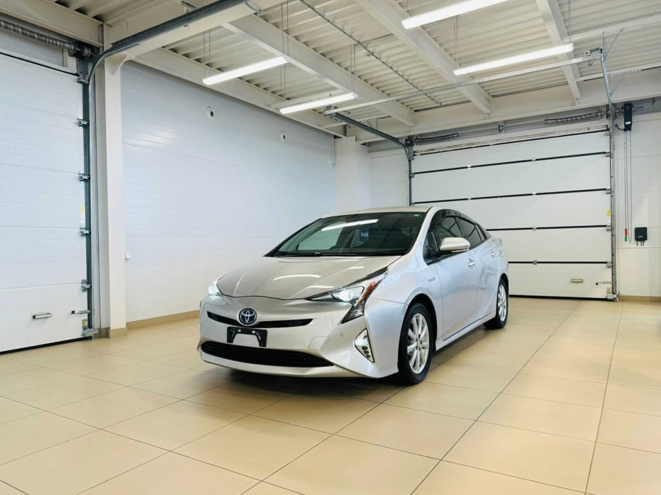 Автомобиль с пробегом Toyota Prius в городе Абакан ДЦ - Планета Авто