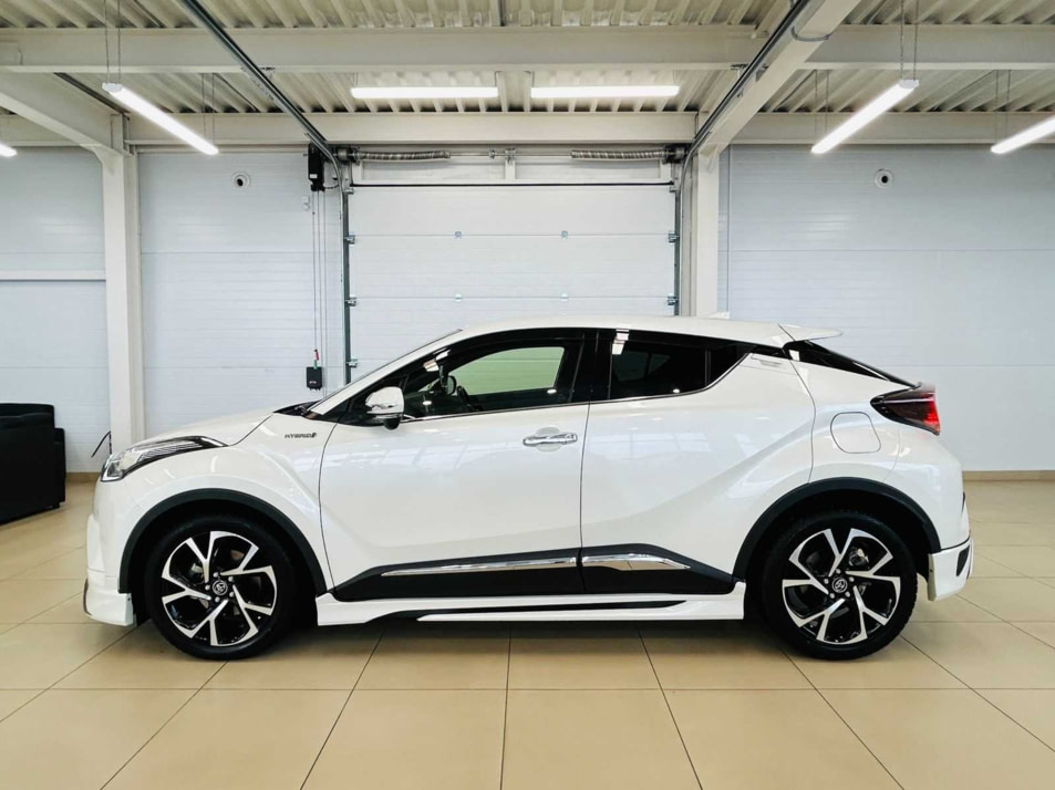 Автомобиль с пробегом Toyota C-HR в городе Абакан ДЦ - Планета Авто