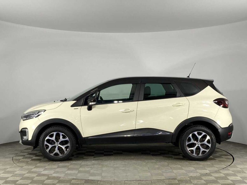 Автомобиль с пробегом Renault Kaptur в городе Воронеж ДЦ - Воронеж, Остужева