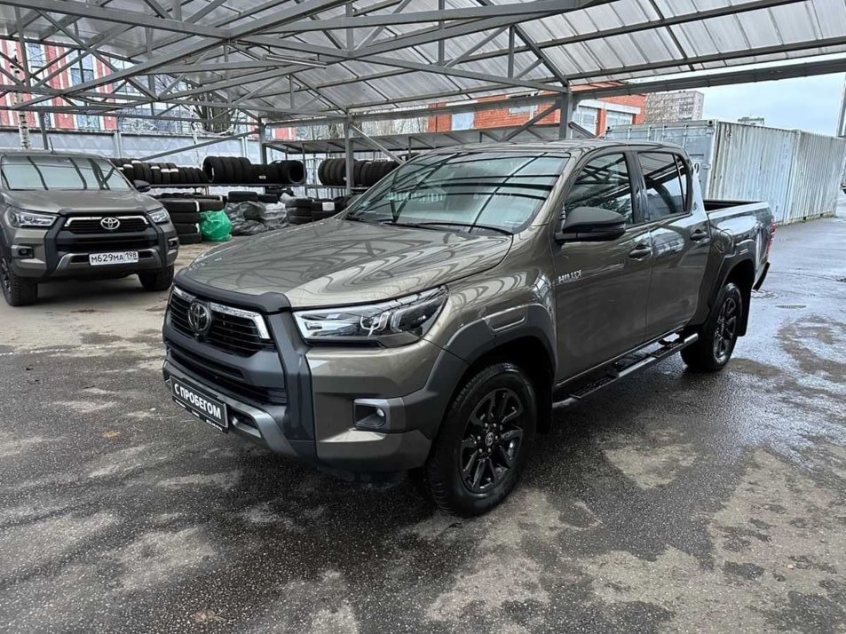 Автомобиль с пробегом Toyota Hilux в городе Санкт-Петербург ДЦ - Тойота Центр Невский