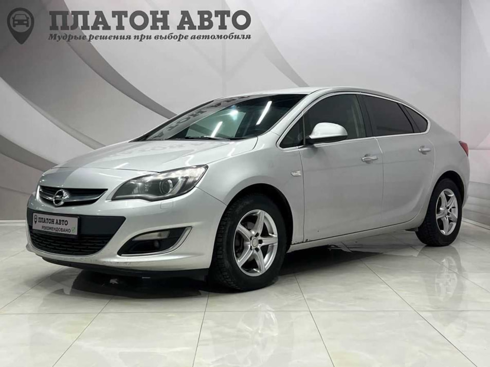 Автомобиль с пробегом Opel Astra в городе Воронеж ДЦ - Платон Авто