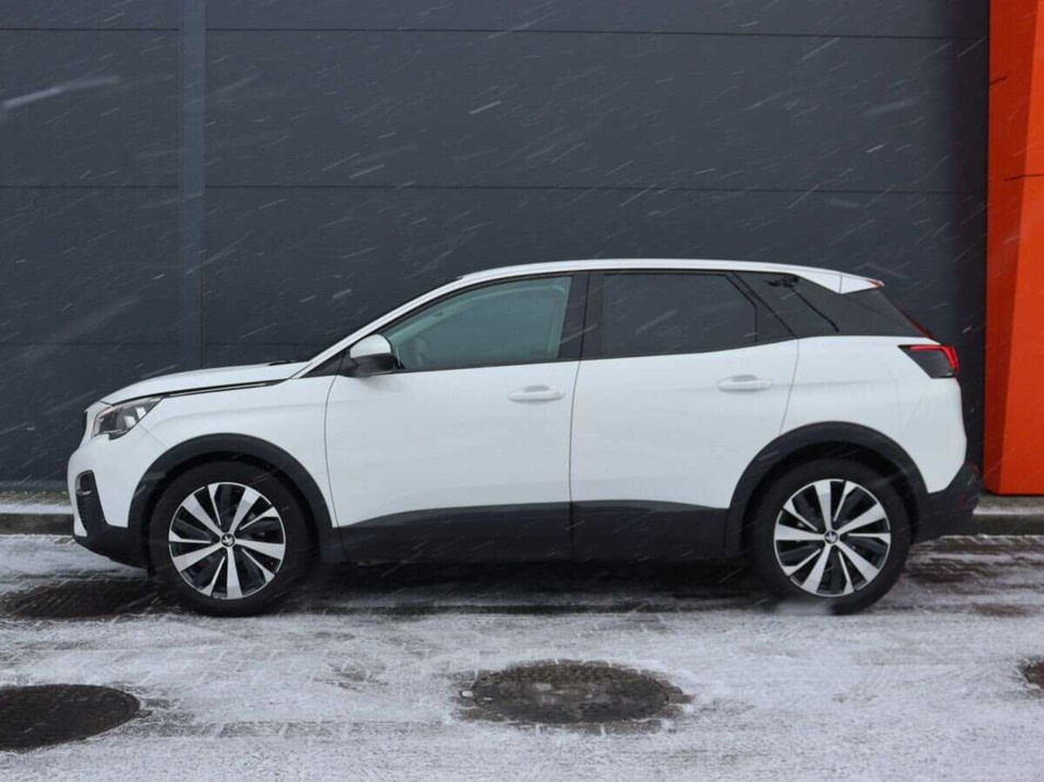 Автомобиль с пробегом Peugeot 3008 в городе Калининград ДЦ - ОТТОКАР