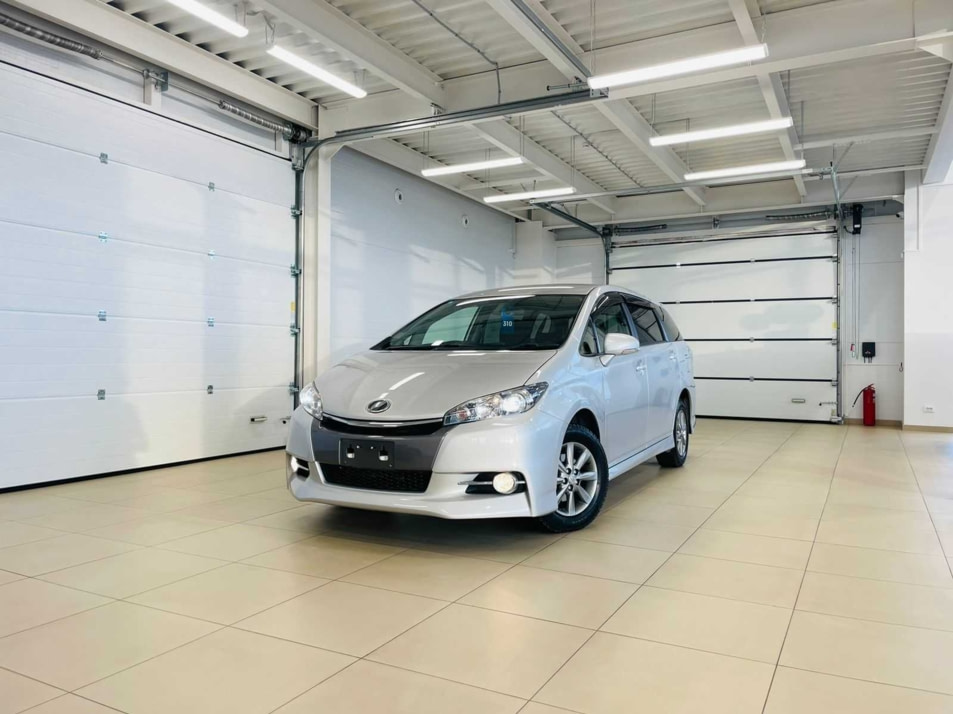 Автомобиль с пробегом Toyota Wish в городе Абакан ДЦ - Планета Авто