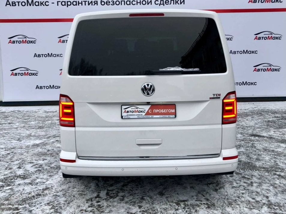 Автомобиль с пробегом Volkswagen Multivan в городе Тюмень ДЦ - Автосалон «АвтоМакс»