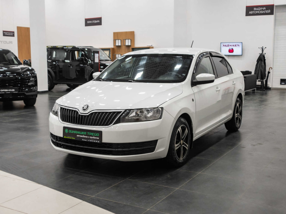 Автомобиль с пробегом ŠKODA Rapid 2016 в Вологда