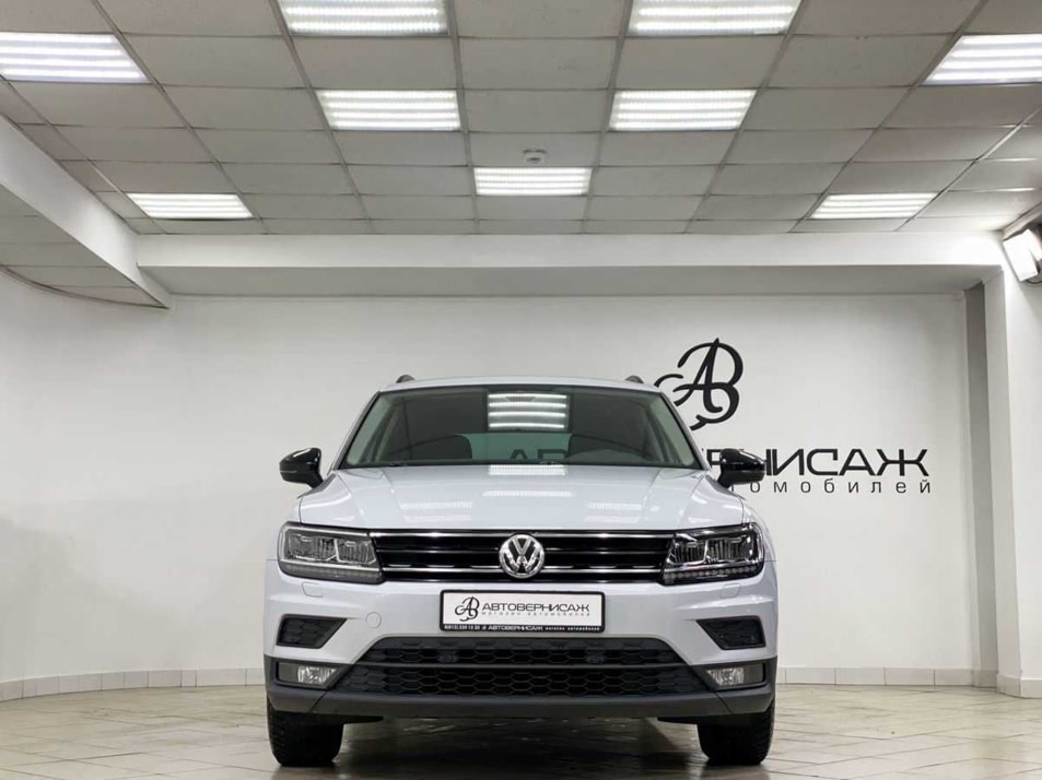 Автомобиль с пробегом Volkswagen Tiguan в городе Санкт-Петербург ДЦ - Автовернисаж