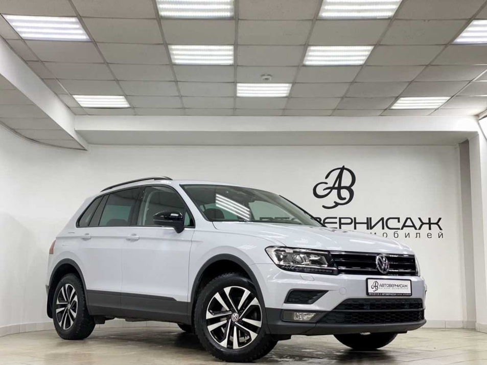 Автомобиль с пробегом Volkswagen Tiguan в городе Санкт-Петербург ДЦ - Автовернисаж