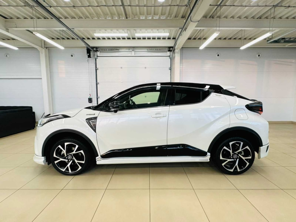 Автомобиль с пробегом Toyota C-HR в городе Абакан ДЦ - Планета Авто