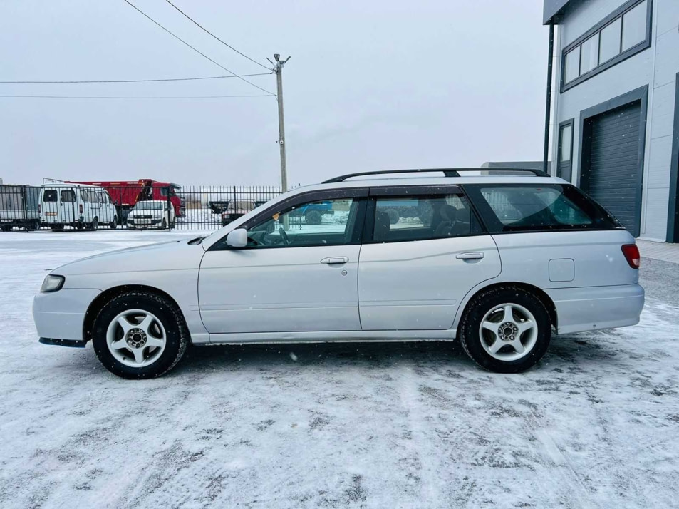 Автомобиль с пробегом Nissan Avenir в городе Абакан ДЦ - Планета Авто