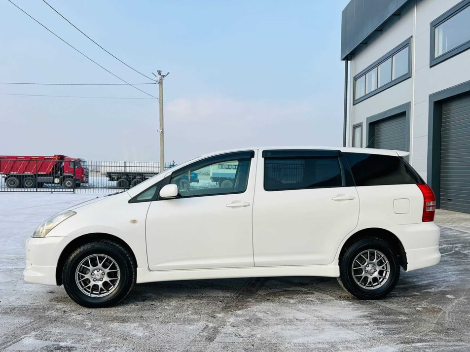 Автомобиль с пробегом Toyota Wish в городе Абакан ДЦ - Планета Авто