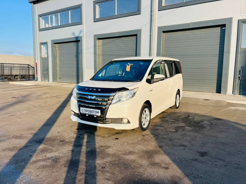 Автомобиль с пробегом Toyota Noah в городе Абакан ДЦ - Планета Авто