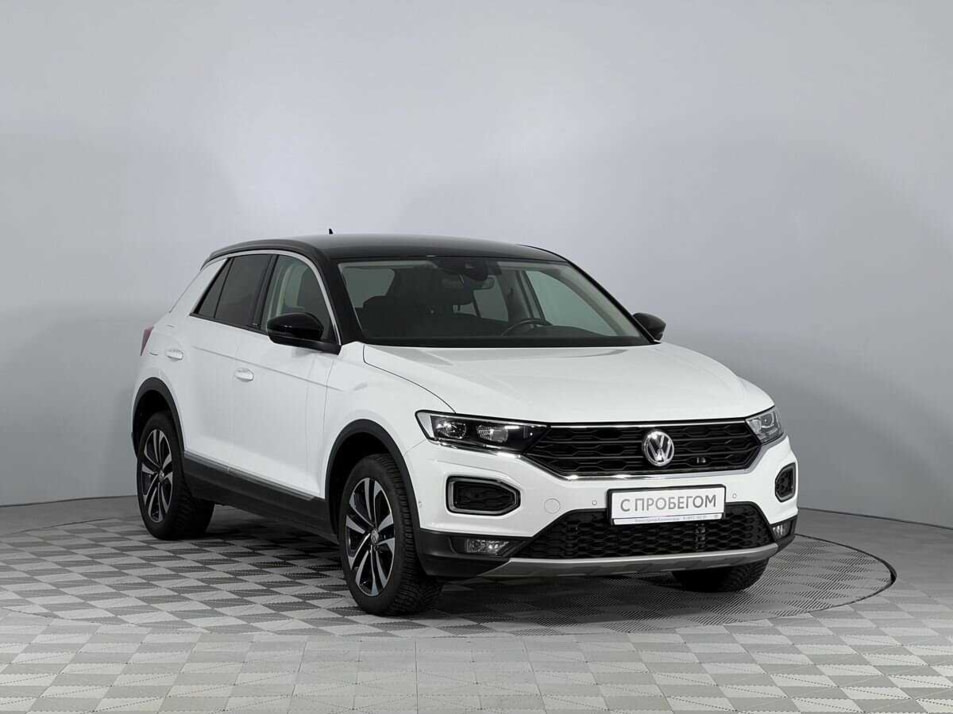 Автомобиль с пробегом Volkswagen T-Roc в городе Калининград ДЦ - Тойота Центр Калининград