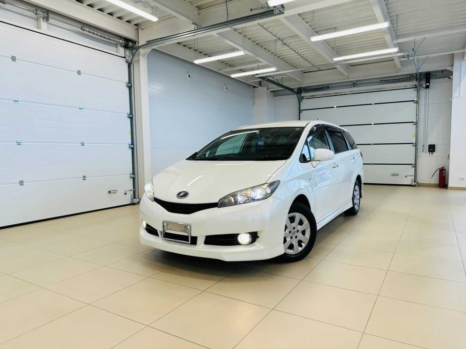 Автомобиль с пробегом Toyota Wish в городе Абакан ДЦ - Планета Авто