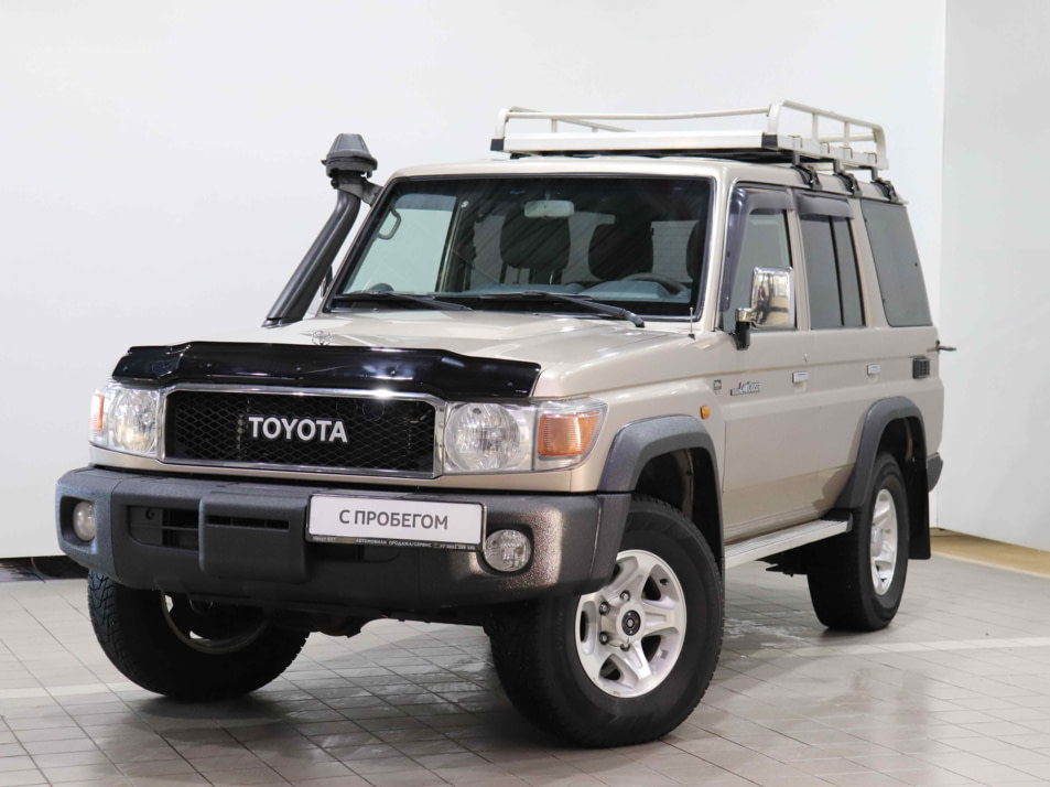 Автомобиль с пробегом Toyota Land Cruiser в городе Иркутск ДЦ - Тойота Центр Иркутск