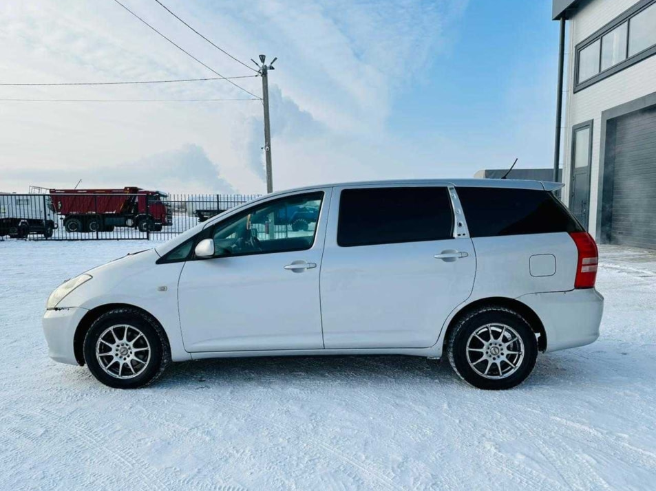 Автомобиль с пробегом Toyota Wish в городе Абакан ДЦ - Планета Авто