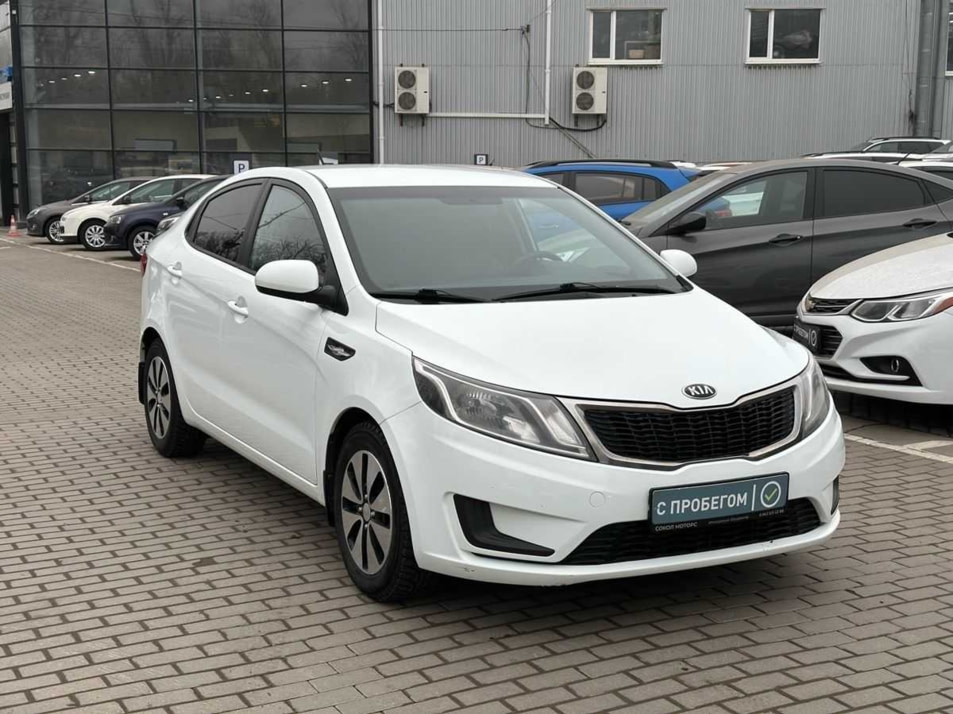 Автомобиль с пробегом Kia Rio в городе Ростов-на-Дону ДЦ - СОКОЛ МОТОРС Авто с пробегом Шолохова