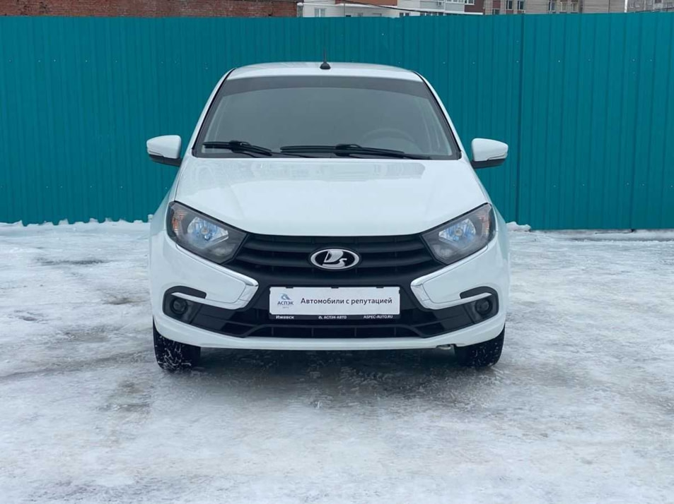 Автомобиль с пробегом LADA Granta в городе Ижевск ДЦ - Автомобили с пробегом на Холмогорова