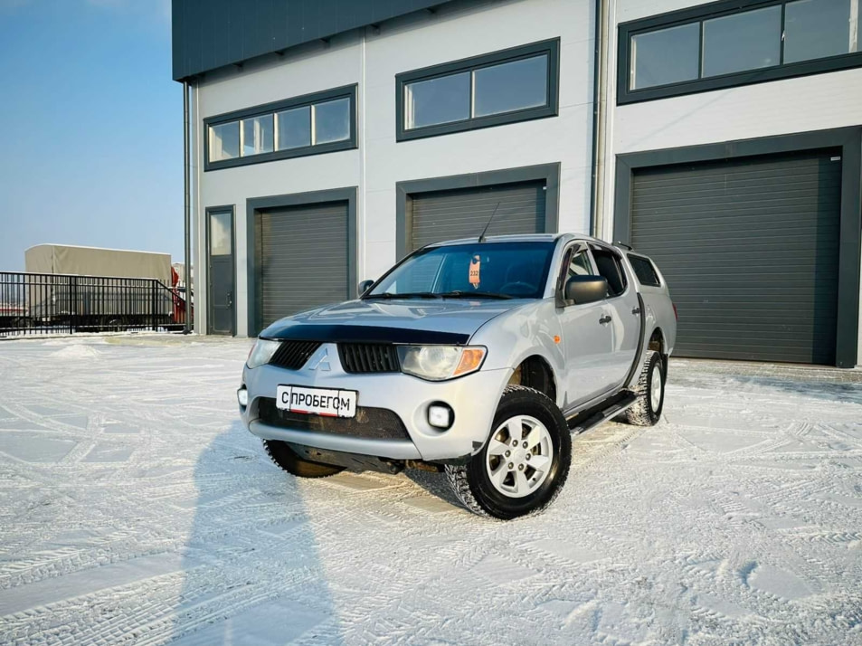 Автомобиль с пробегом Mitsubishi L200 в городе Абакан ДЦ - Планета Авто