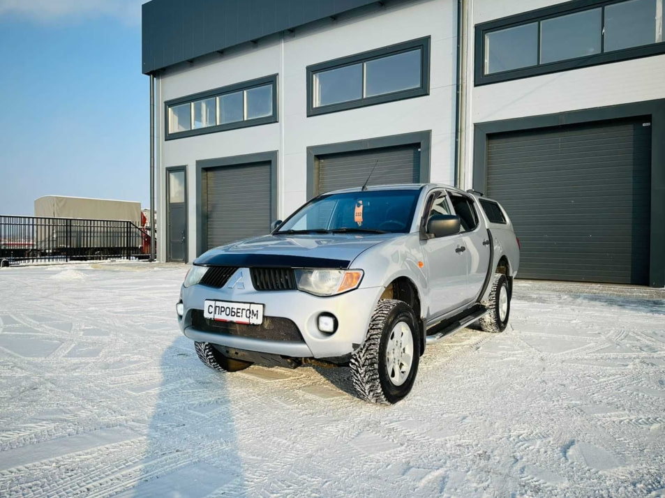 Автомобиль с пробегом Mitsubishi L200 в городе Абакан ДЦ - Планета Авто