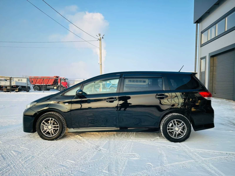 Автомобиль с пробегом Toyota Wish в городе Абакан ДЦ - Планета Авто