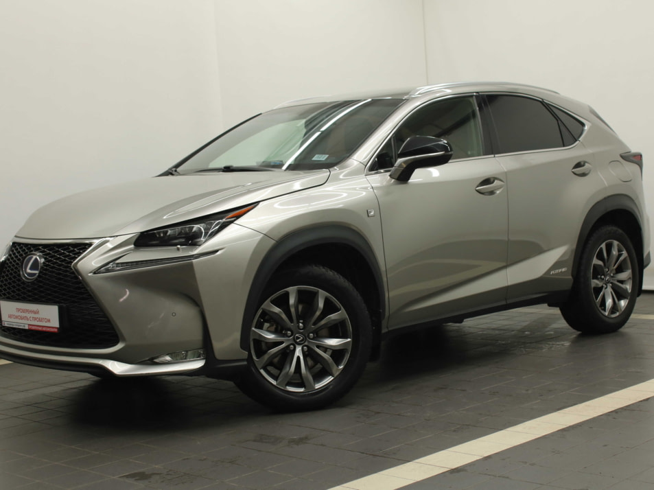 Автомобиль с пробегом Lexus NX в городе Красноярск ДЦ - Тойота Центр Красноярск