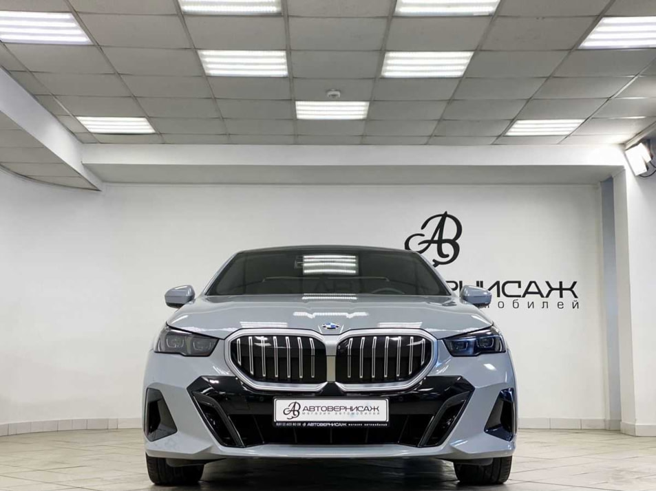 Автомобиль с пробегом BMW 5 серии в городе Санкт-Петербург ДЦ - Автовернисаж