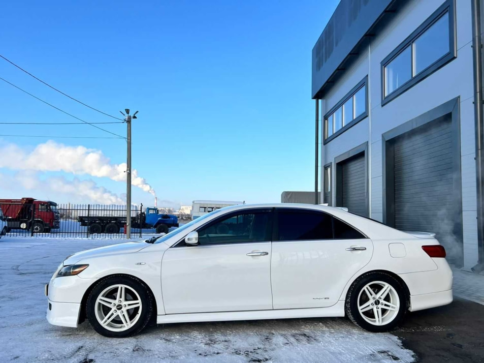 Автомобиль с пробегом Toyota Camry в городе Абакан ДЦ - Планета Авто