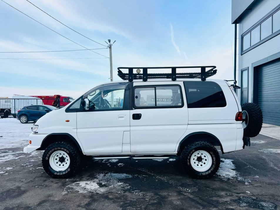 Автомобиль с пробегом Mitsubishi Delica в городе Абакан ДЦ - Планета Авто