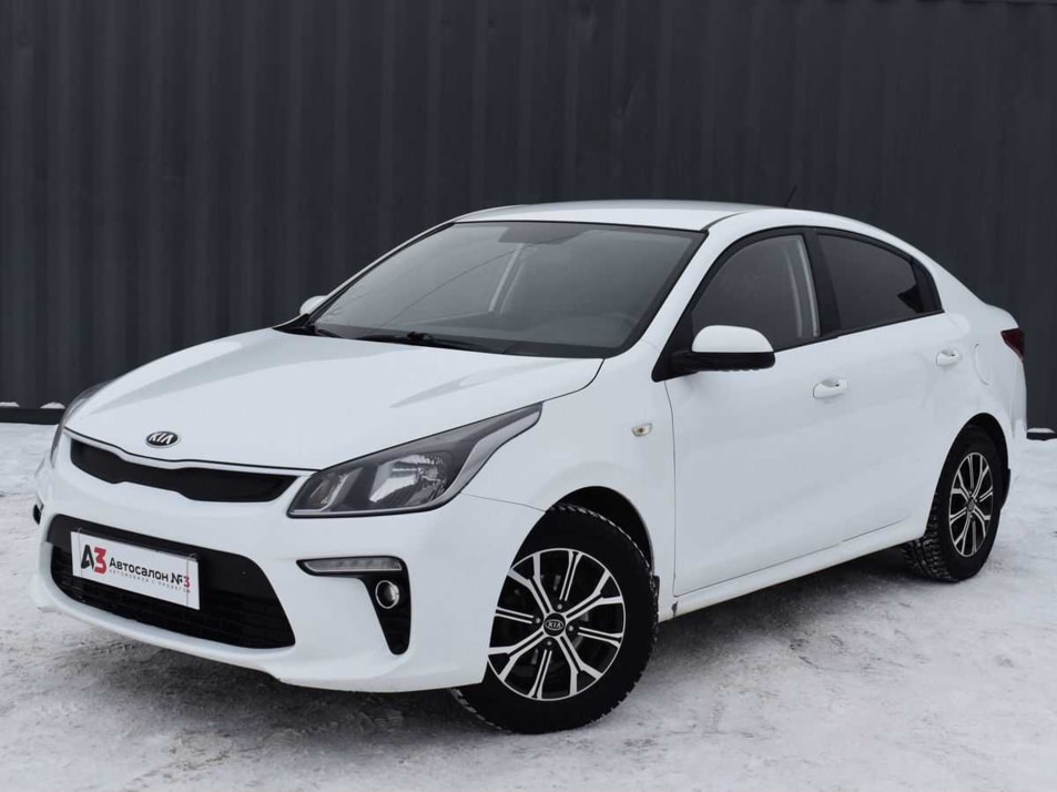 Автомобиль с пробегом Kia Rio в городе Нижний Новгород ДЦ - Автосалон №3