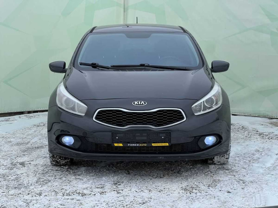 Автомобиль с пробегом Kia Ceed в городе Оренбург ДЦ - Pioner AUTO Trade In Центр Оренбург