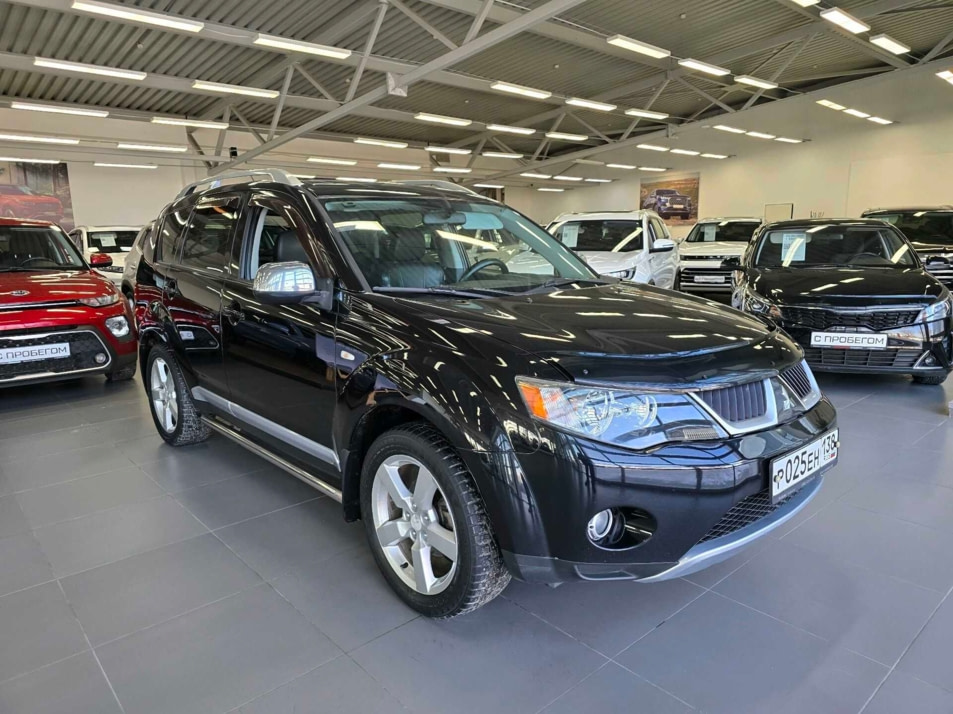 Автомобиль с пробегом Mitsubishi Outlander в городе Иркутск ДЦ - Автоцентр «Кузьмиха»