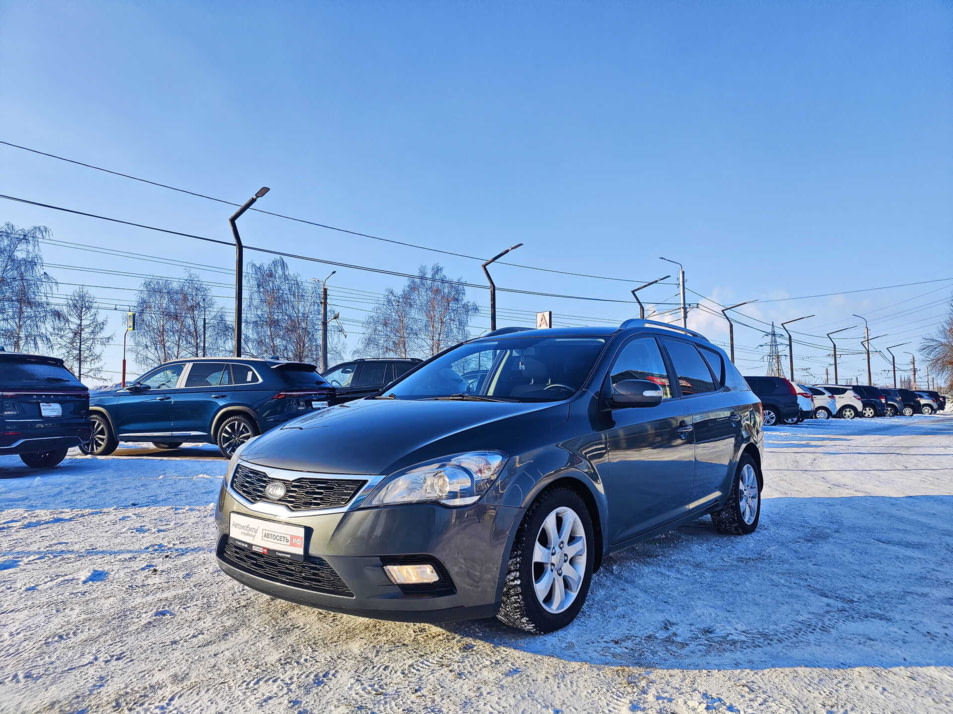 Автомобиль с пробегом Kia Ceed в городе Стерлитамак ДЦ - Автосеть.РФ Стерлитамак (ГК "Таско-Моторс")