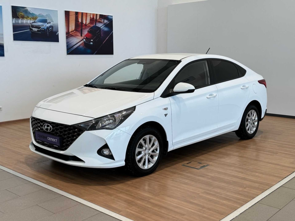 Автомобиль с пробегом Hyundai Solaris в городе Волгоград ДЦ - АРКОНТСЕЛЕКТ на Монолите