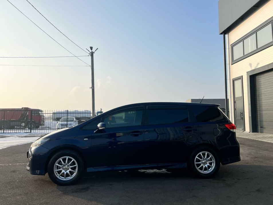 Автомобиль с пробегом Toyota Wish в городе Абакан ДЦ - Планета Авто