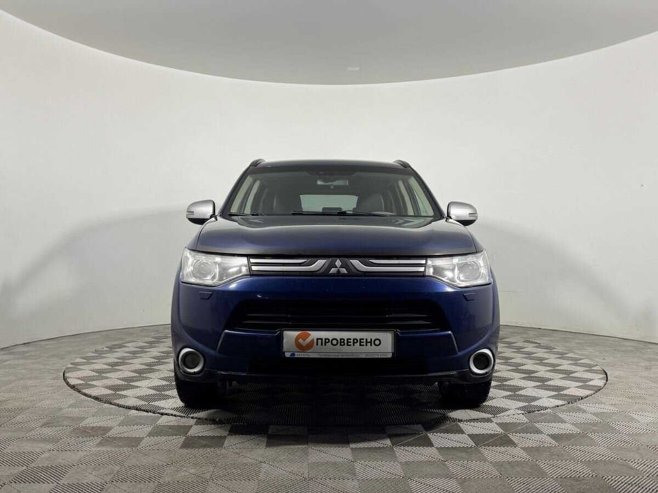 Автомобиль с пробегом Mitsubishi Outlander в городе Мурманск ДЦ - Аксель Автомобили с пробегом