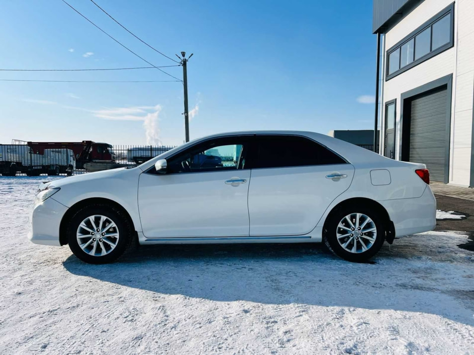 Автомобиль с пробегом Toyota Camry в городе Абакан ДЦ - Планета Авто