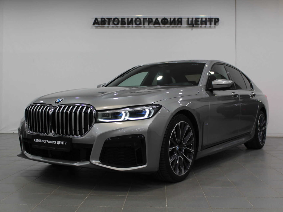 Автомобиль с пробегом BMW 7 серии в городе Санкт-Петербург ДЦ - Автобиография Центр (Land Rover)