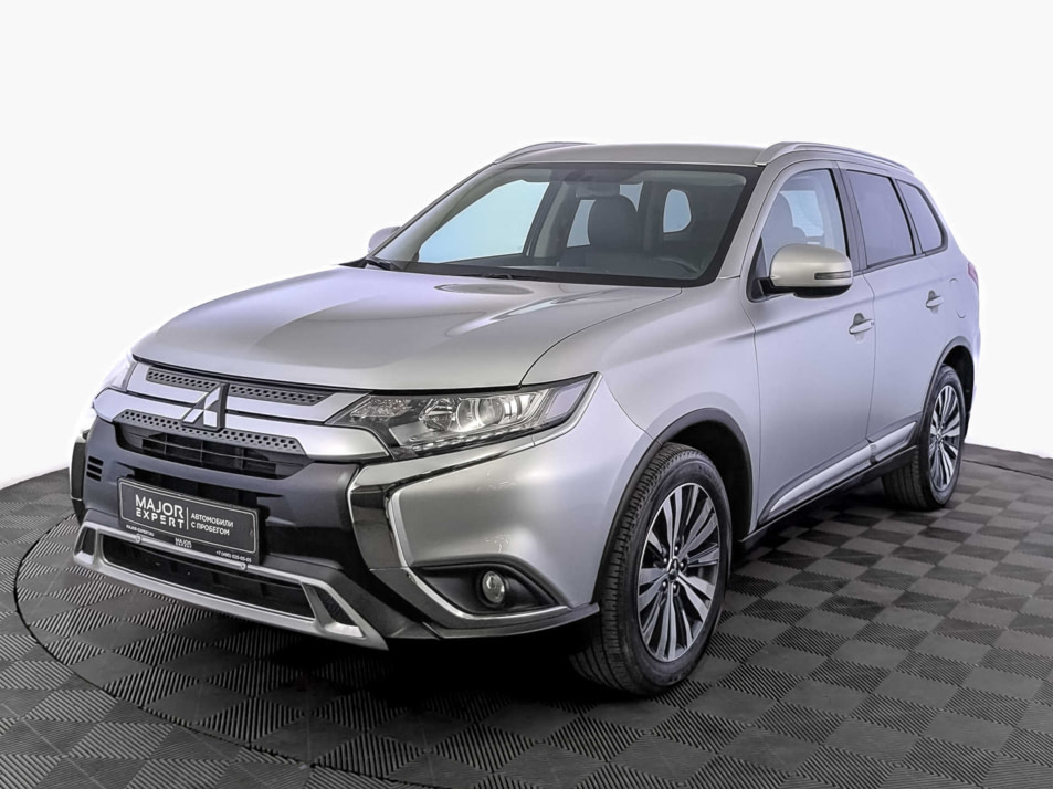 Автомобиль с пробегом Mitsubishi Outlander в городе Москва ДЦ - Тойота Центр Новорижский