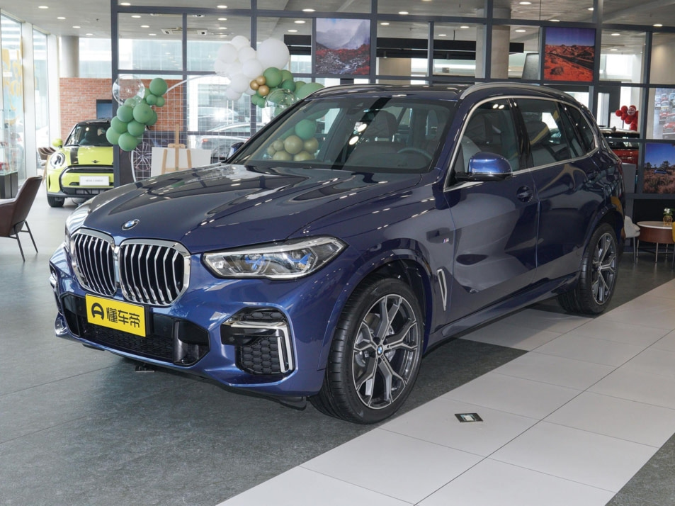 Новый автомобиль BMW X5 XDrive40iв городе Москва ДЦ - CDEK.Shopping