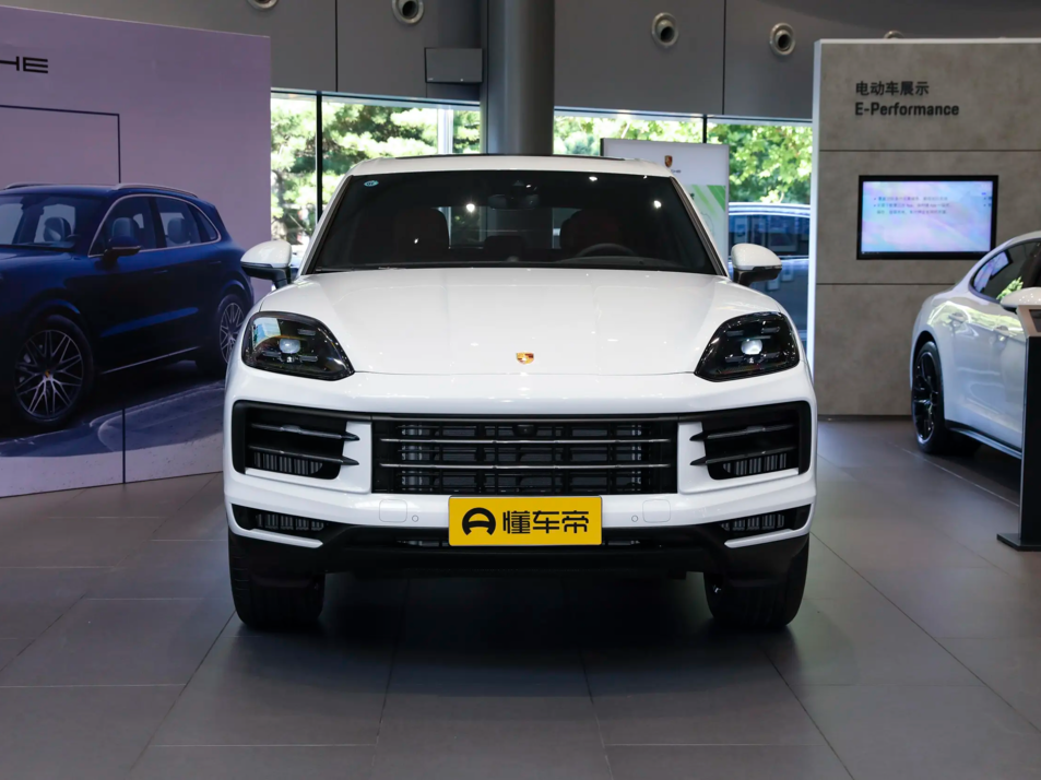 Новый автомобиль Porsche Cayenne Baseв городе Москва ДЦ - CDEK.Shopping