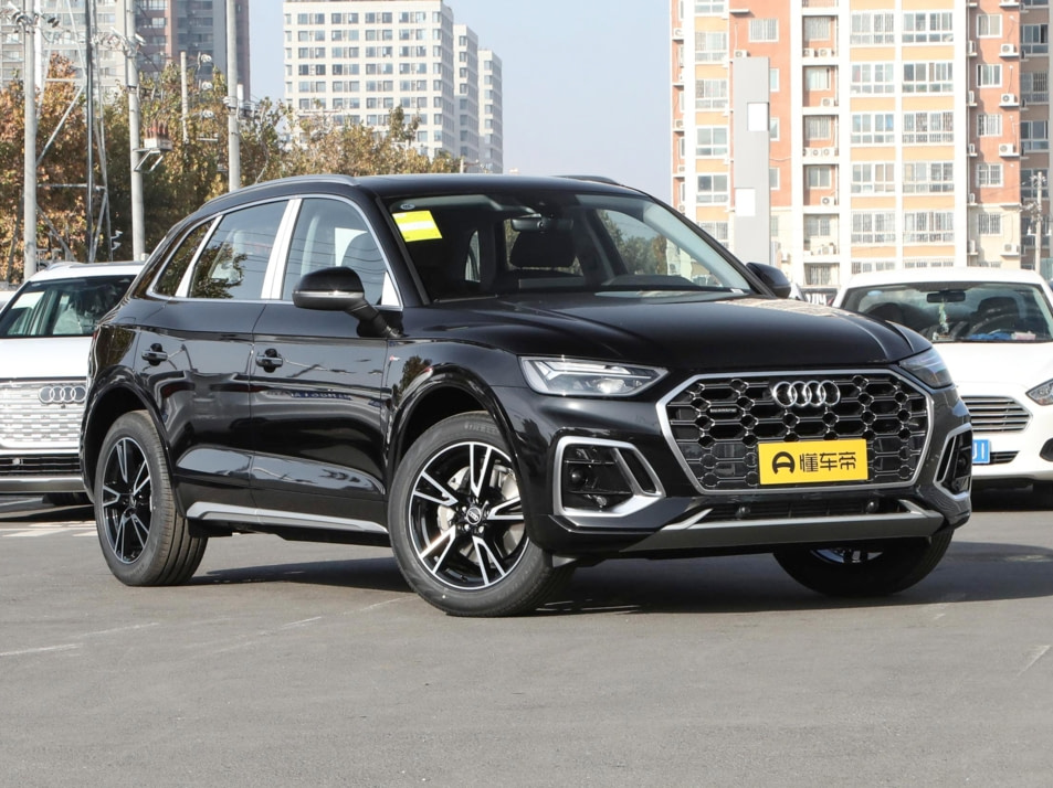 Новый автомобиль Audi Q5L 40 TFSI quattro Luxury Dynamicв городе Москва ДЦ - CDEK.Shopping