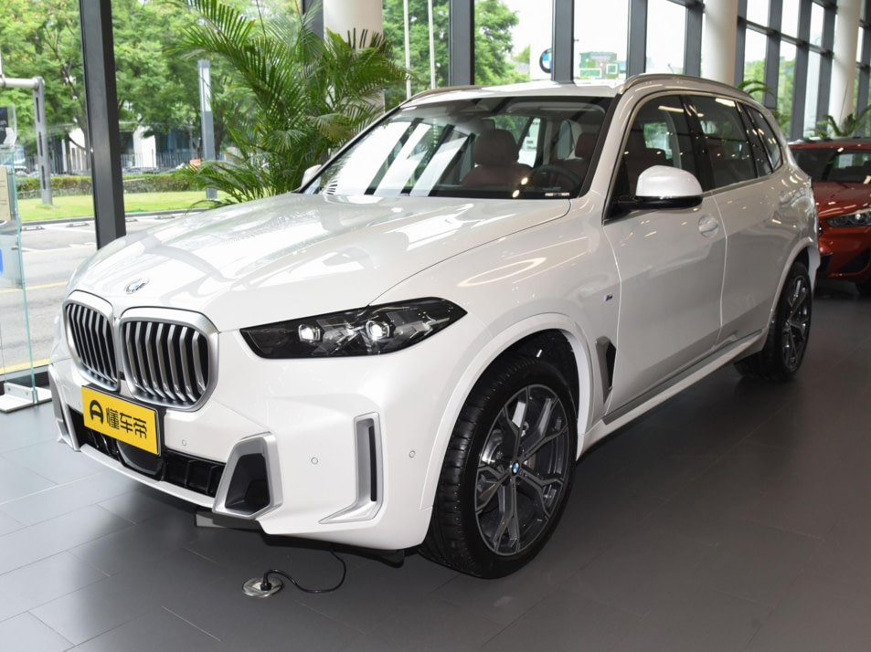 Новый автомобиль BMW X5 XDrive40iв городе Москва ДЦ - CDEK.Shopping