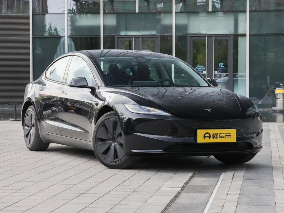 Новый автомобиль Tesla Model 3 Long Rangeв городе Москва ДЦ - CDEK.Shopping