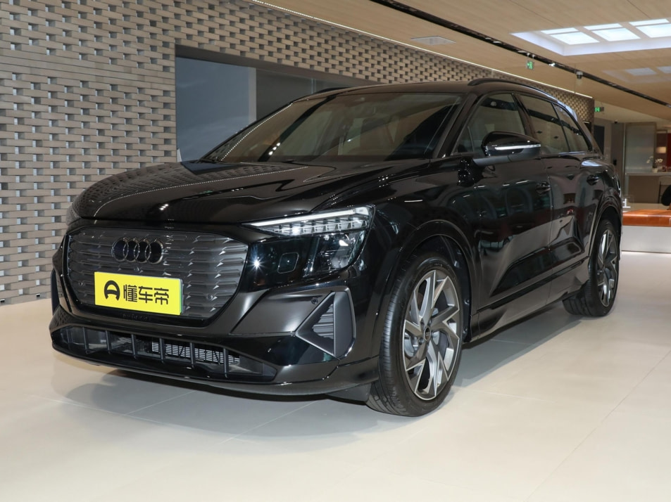 Новый автомобиль Audi Q5 e-tron Black Warrior Editionв городе Москва ДЦ - CDEK.Shopping