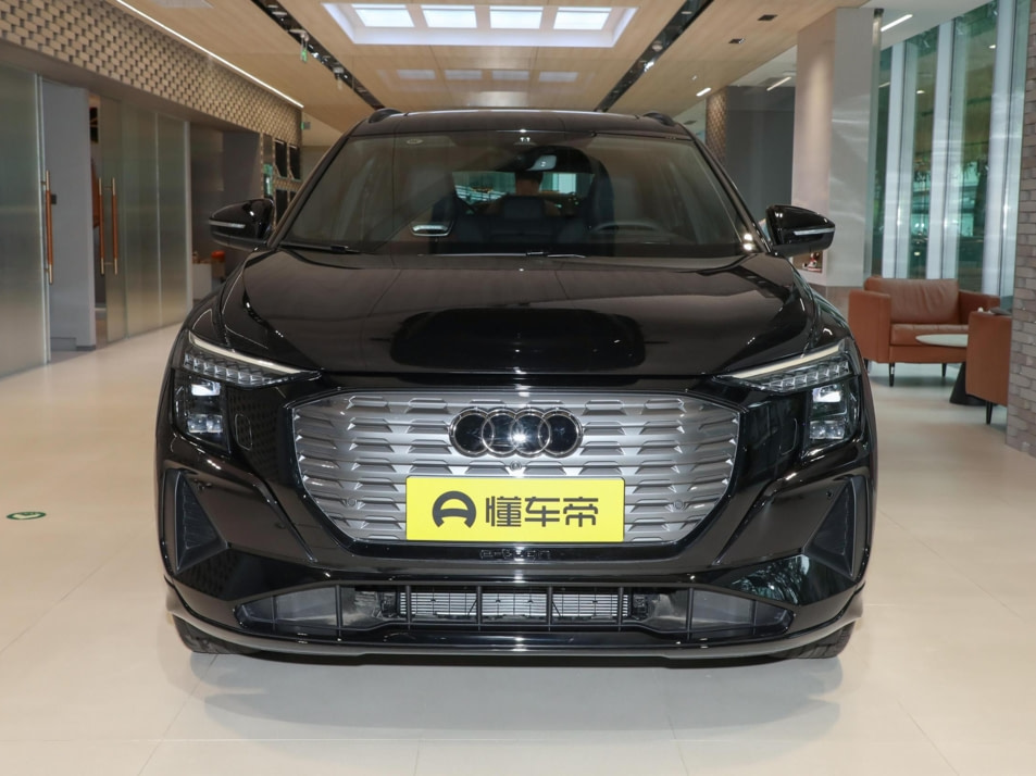 Новый автомобиль Audi Q5 e-tron Black Warrior Editionв городе Москва ДЦ - CDEK.Shopping