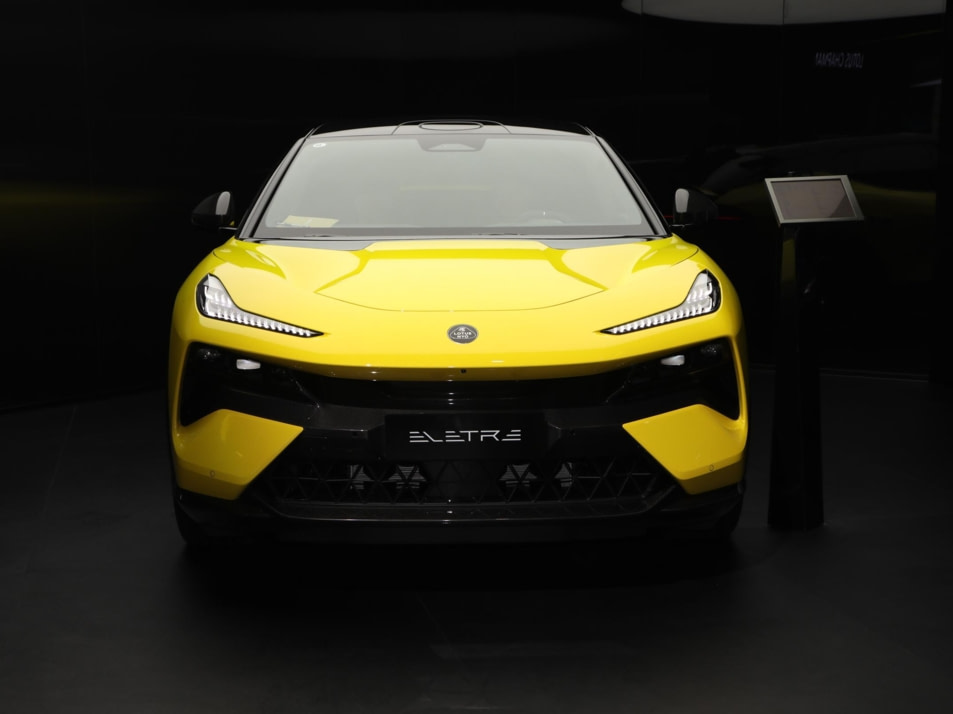 Новый автомобиль Lotus Eletre L+в городе Москва ДЦ - CDEK.Shopping